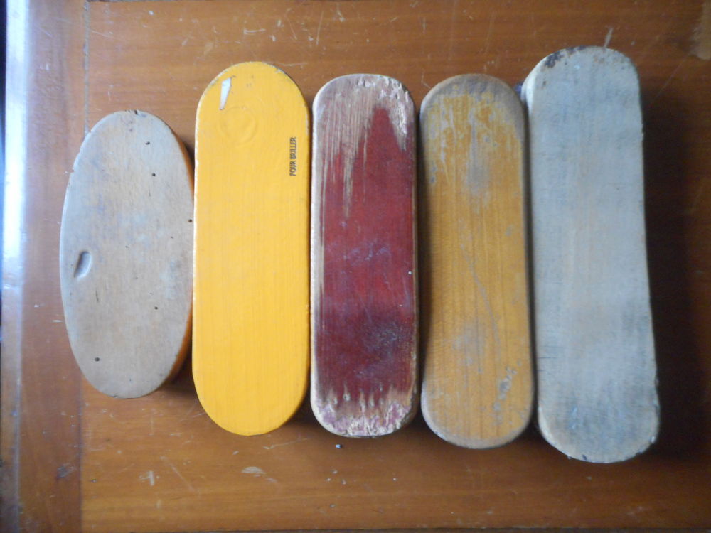 Saisissez le titre de votre objet.Lot de 5 anciennes brosses 20 Nieuil-l'Espoir (86)