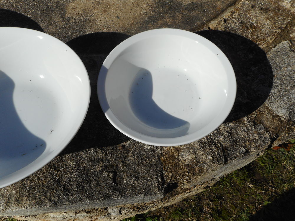 LOT DE 3 SALADIERS BLANCS EN PORCELAINE 25 Mazan (84)