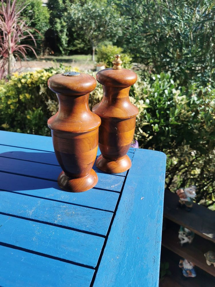 Sali�re et moulin � poivre en noyer 50 Andernos-les-Bains (33)