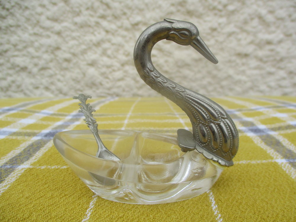 Sali�re et Poivri�re Forme de  Cygne  & Cuill�re Assortie 9 La Fert�-Alais (91)