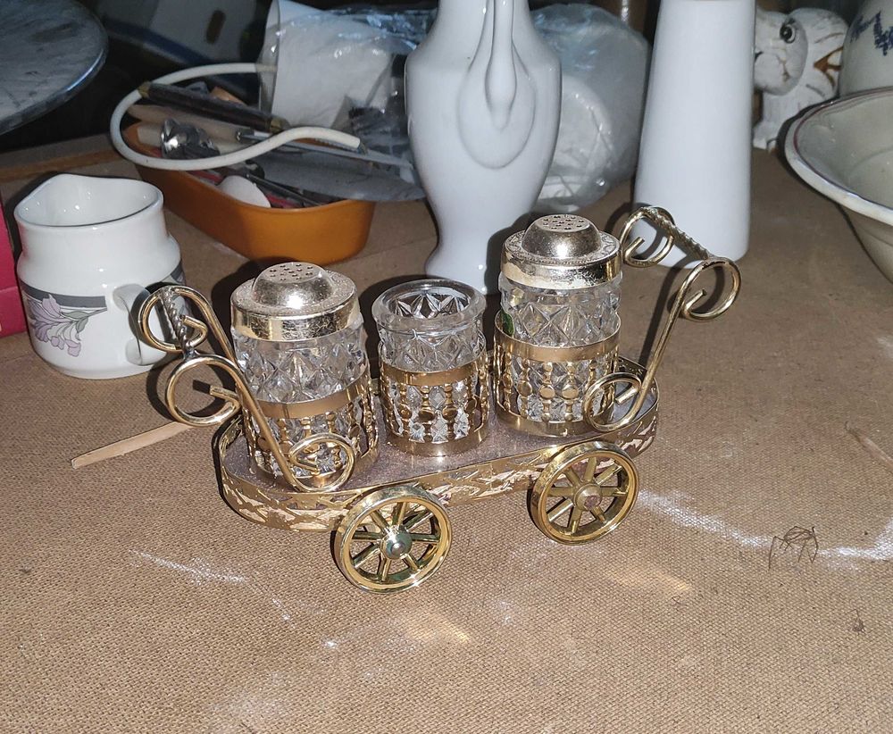 Sali�re et Poivri�re 8 Azay-le-Rideau (37)