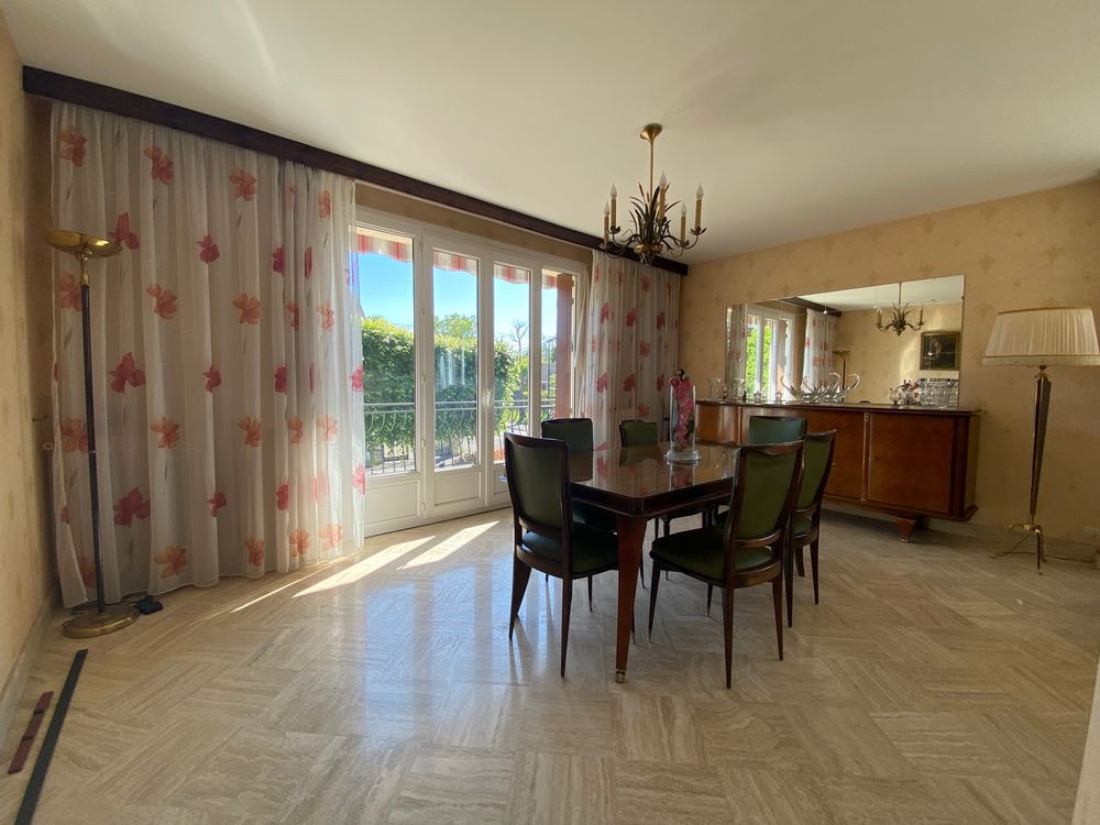 SALLE A MANGER BUFFET + TABLE + 6 CHAISES 1500 Chelles (77)