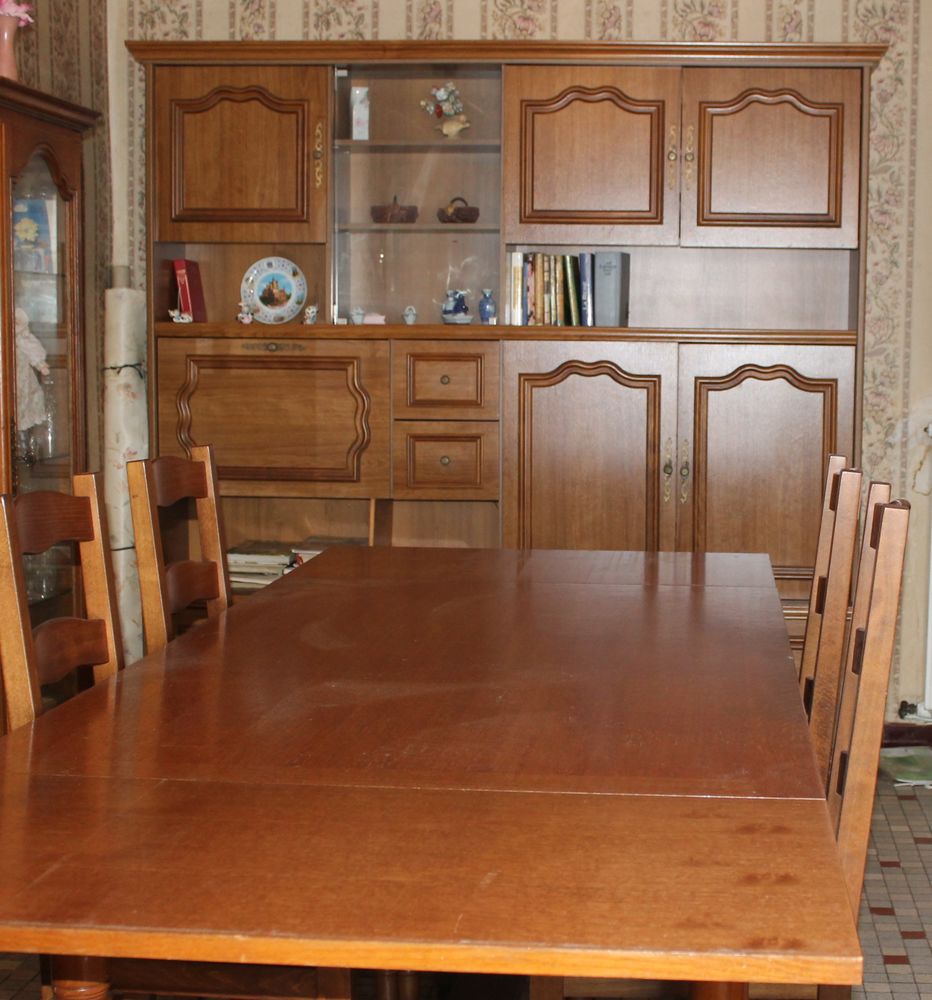  salle à manger 
buffet living  table chaises 100 Ruillé-le-Gravelais (53)