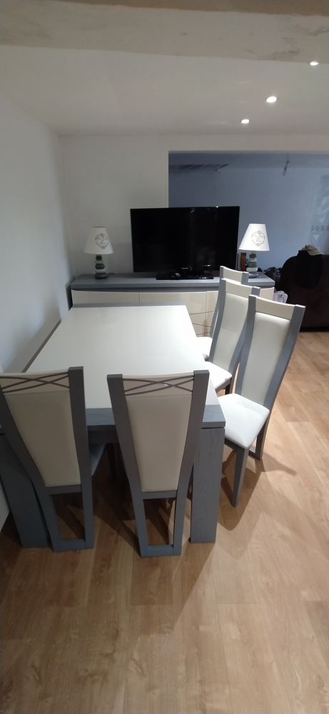 Salle a manger et buffet 1200 Beauch�ne (41)