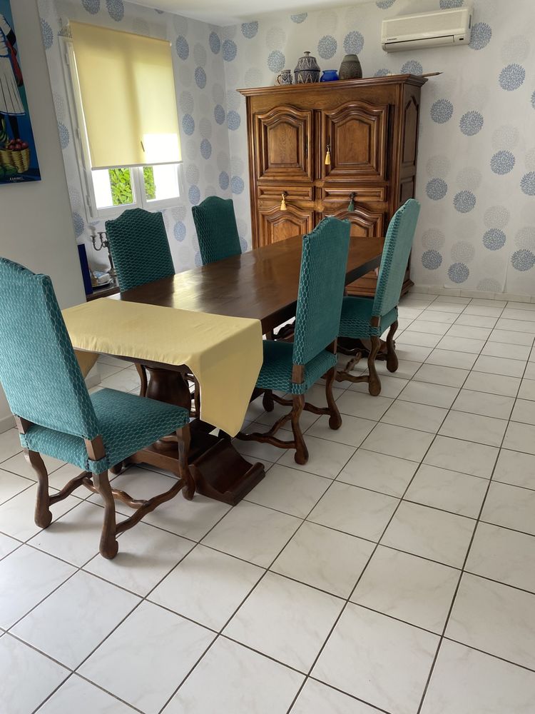 salle �  manger +chaises 0 Garnerans (01)