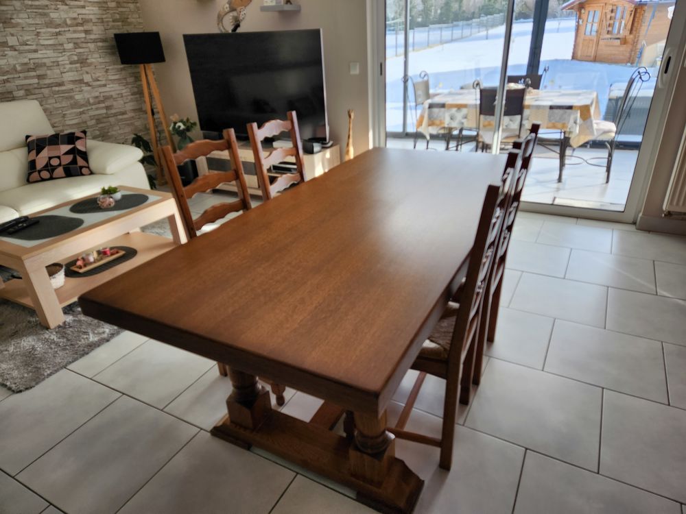 Salle � manger en ch�ne 300 Aix-Noulette (62)