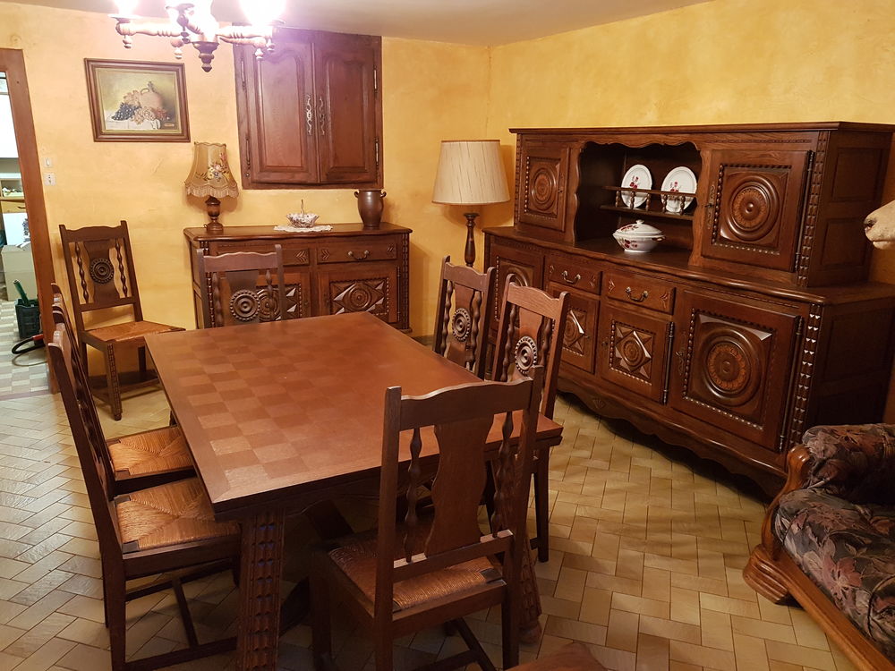 Salle � manger compl�te 250 Charmes (88)