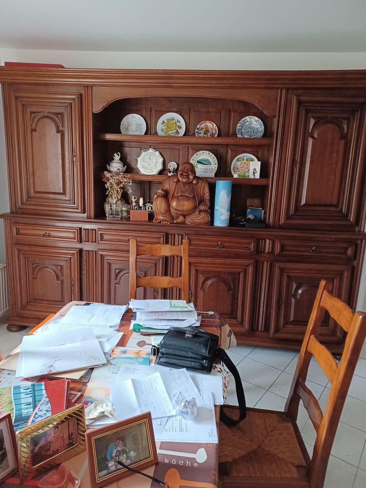 Salle � manger compl�te 1000 Cuq (81)