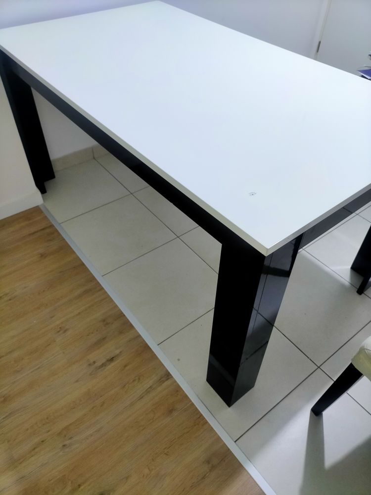 Salle � manger laqu� blanc et noir 780 Brou-sur-Chantereine (77)