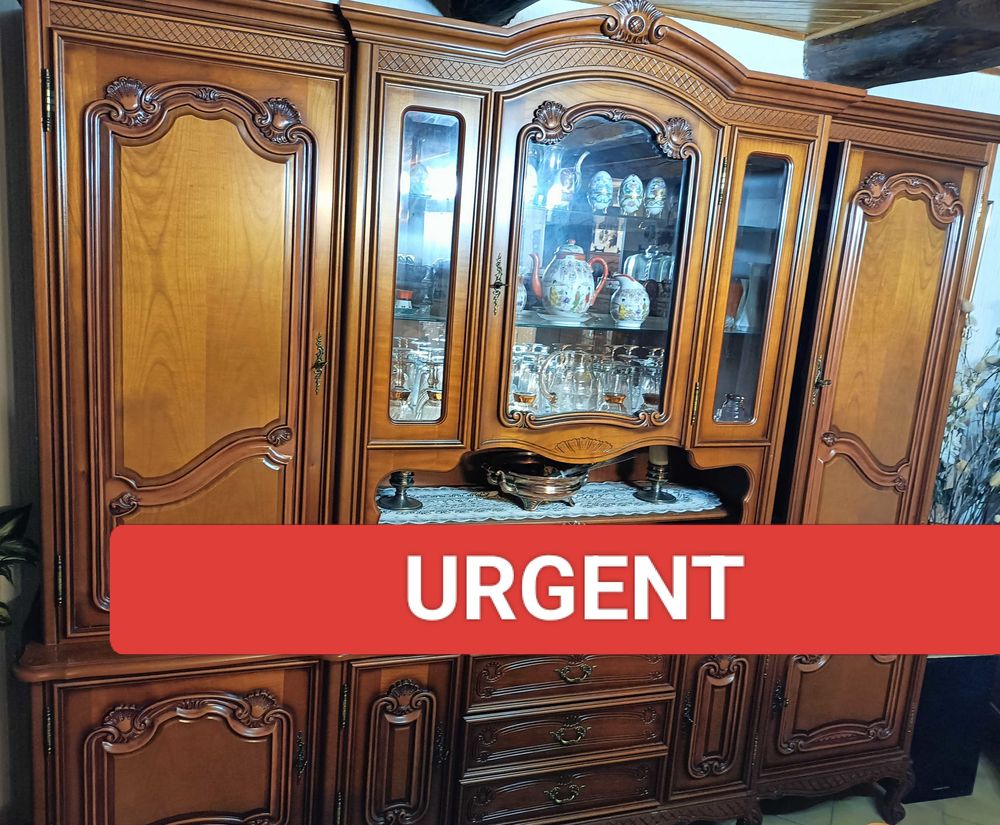 Salle �   manger merisier massif style r�gence 
Du 2 au 10 mai 800 Valu�jols (15)