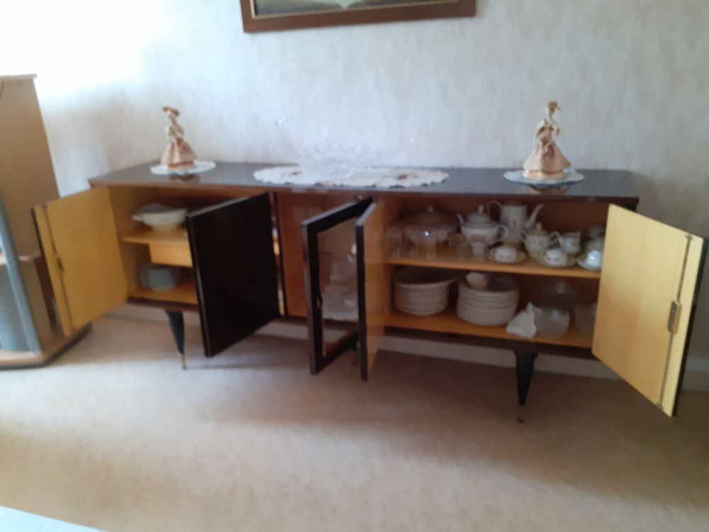 salle � manger en palissandre vernis glac� 300 Saint-Brice-sous-For�t (95)