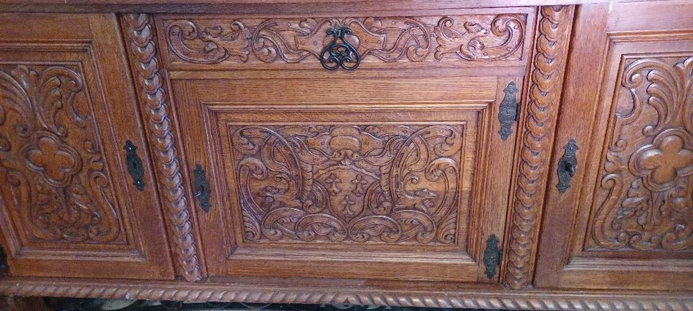 Salle � manger Renaissance espagnole, ann�es 60 800 Saint-Orens-de-Gameville (31)