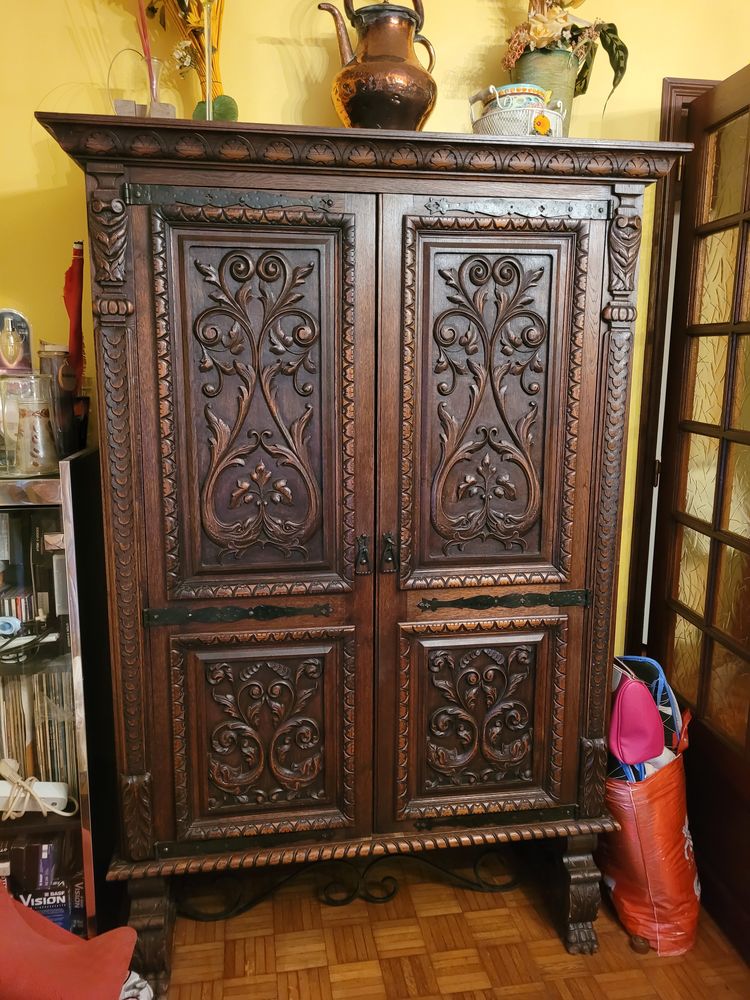 Salle � manger Renaissance Espagnole 1500 Savigneux (42)