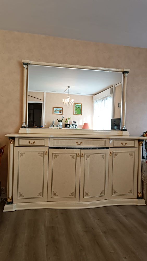 Salle � manger style v�nitien compl�te 1000 Sainte-Genevi�ve-des-Bois (91)