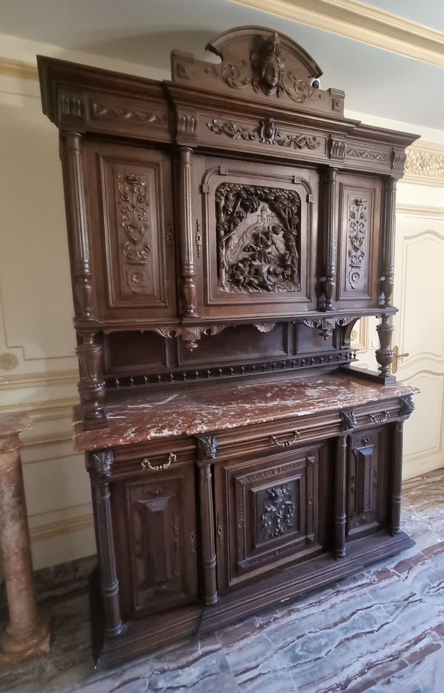 Salle � manger style Henri II: Buffet + table + chaises 400 Noisy-le-Grand (93)