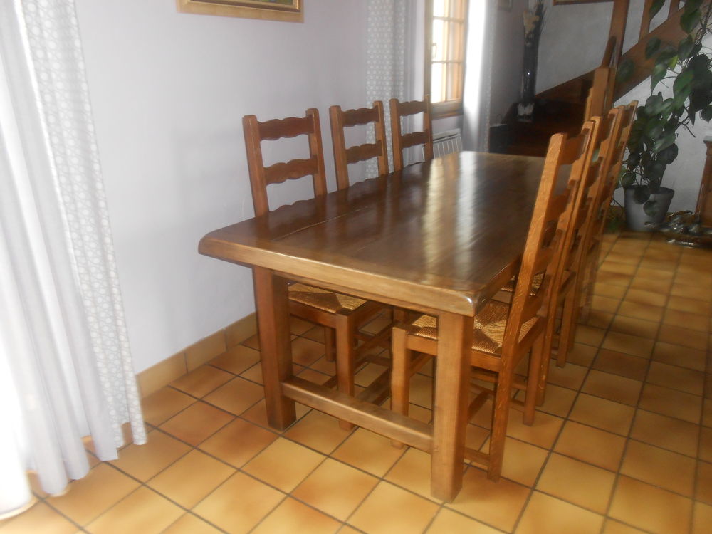 Salle � manger 300 La Haye-Malherbe (27)