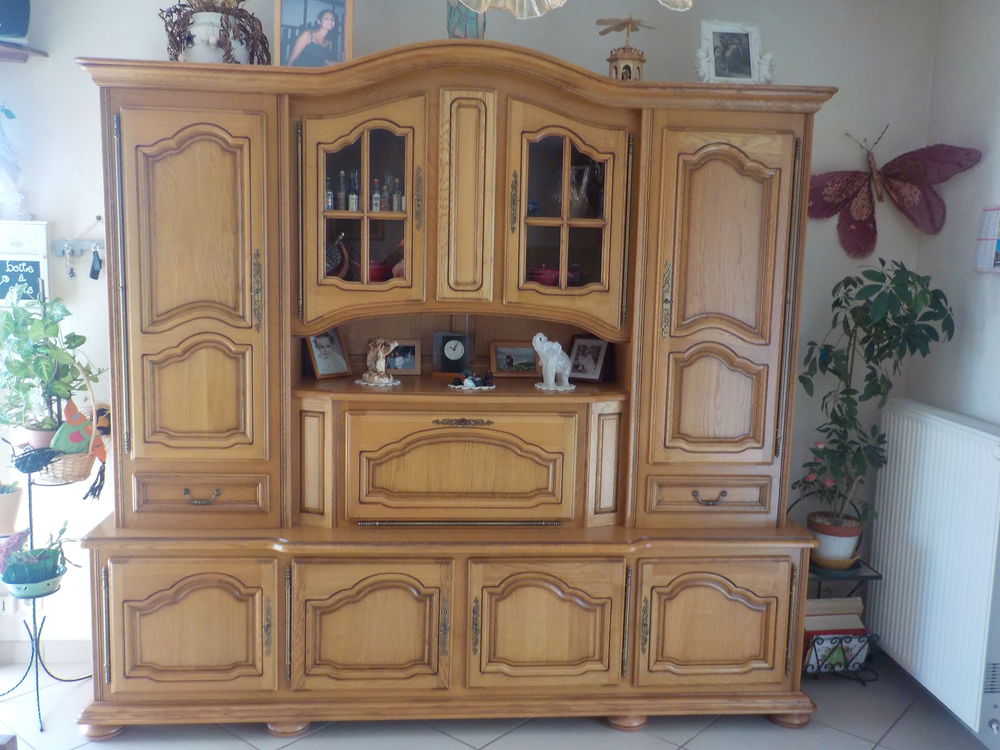 salle a manger 2200 Bessay-sur-Allier (03)