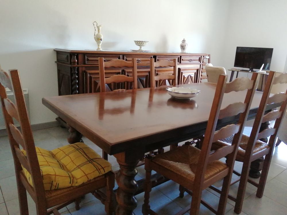 SALLE A MANGER 0 Lombez (32)