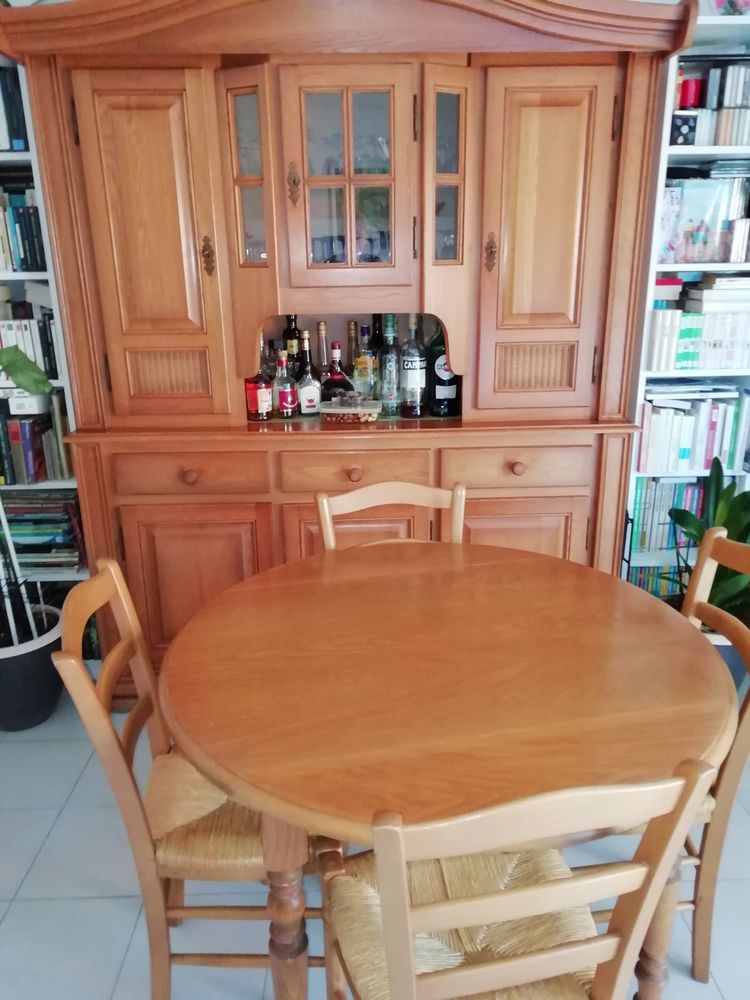 SALLE A MANGER 500 Hy�res (83)