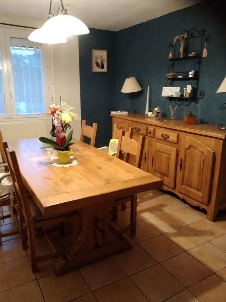 Salle a manger 2000 Cond�-Sainte-Libiaire (77)