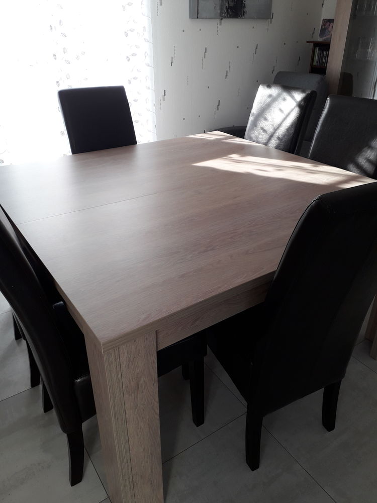 Salle � manger 600 Saint-Hilaire-de-Clisson (44)