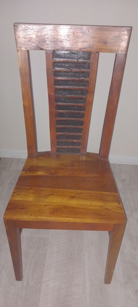 Salle � manger 500 Viviers (07)