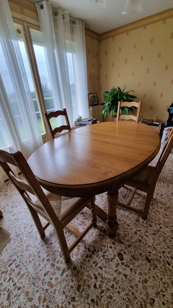 Salle � manger 0 Laon (02)