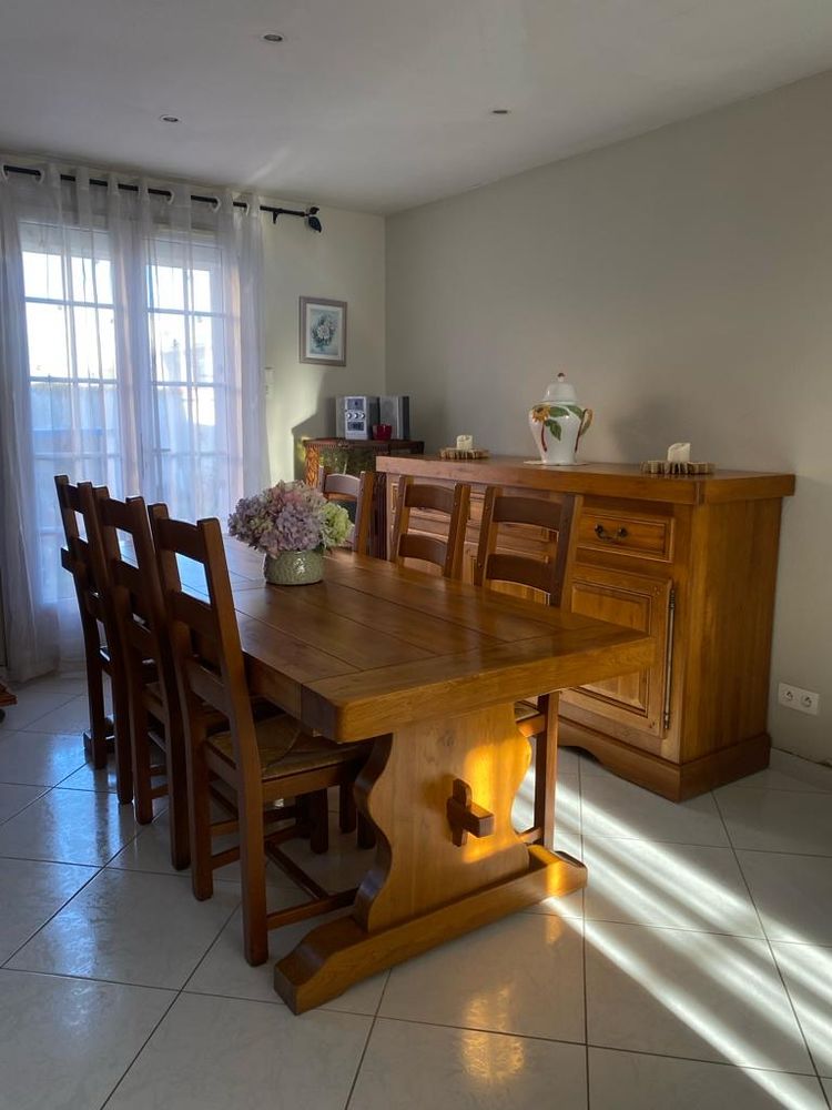 Salle � manger 1000 Port-Saint-Louis-du-Rh�ne (13)