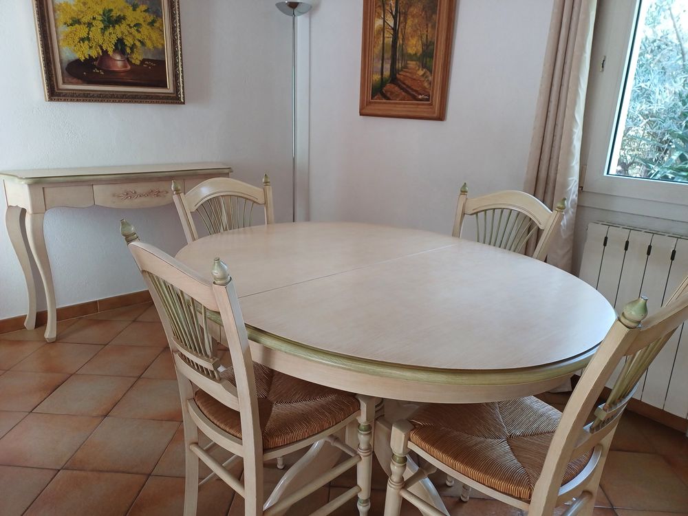 Salle � manger 1000 La Ciotat (13)