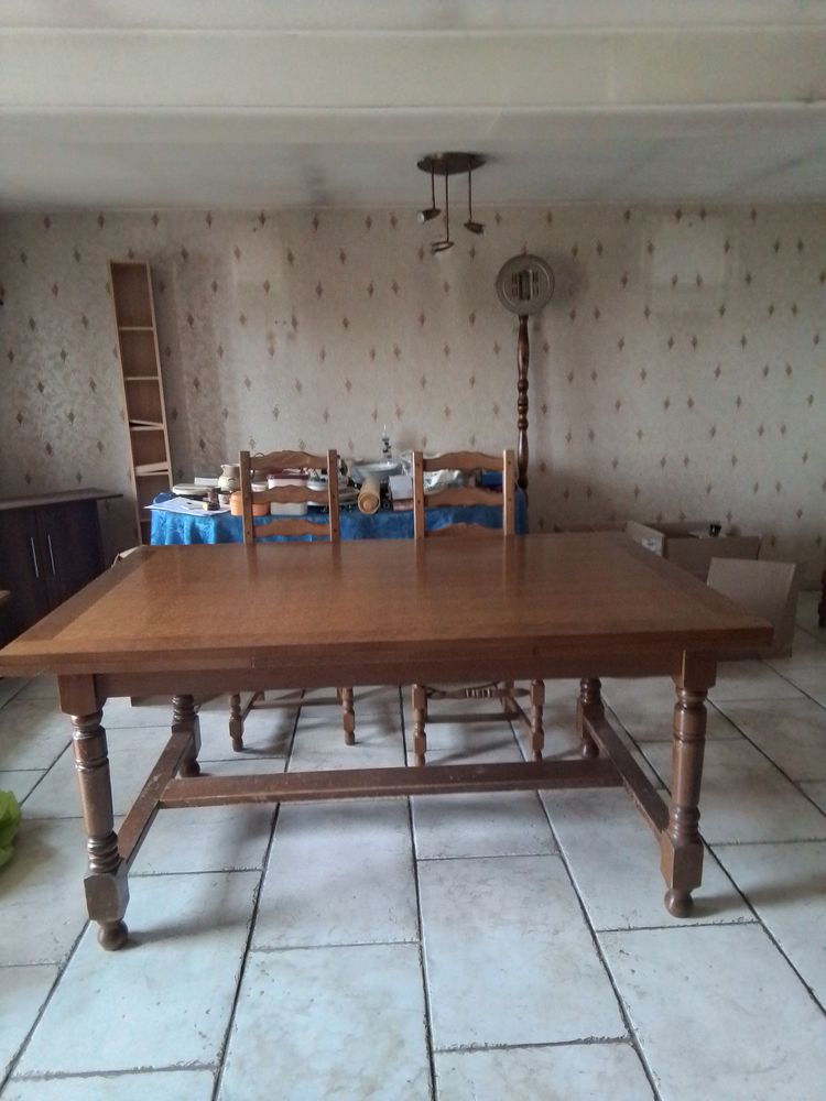 Salle � manger 450 Ainay-le-Ch�teau (03)