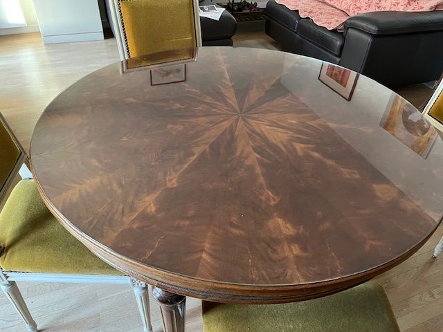 Salle a manger 400 Thiais (94)