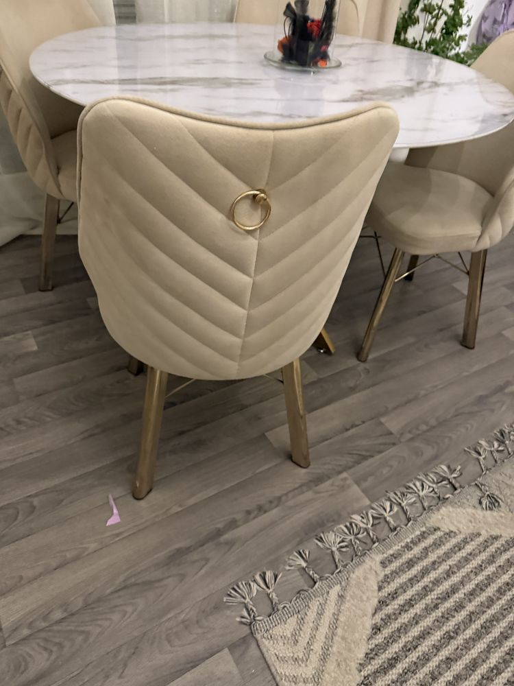 Salle � manger 500 �chirolles (38)