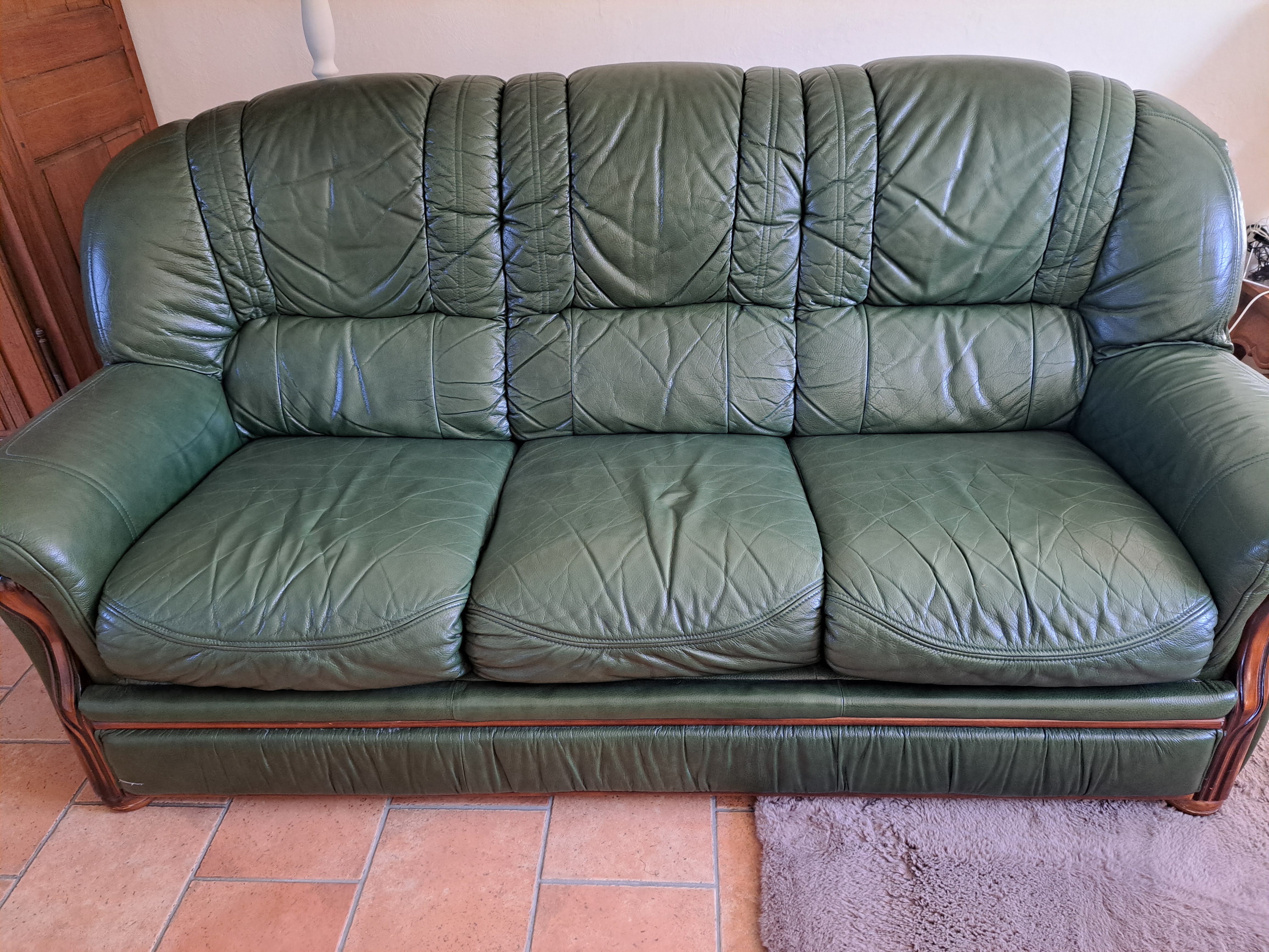 Salon canap� et fauteuils cuirs 220 Noailles (60)