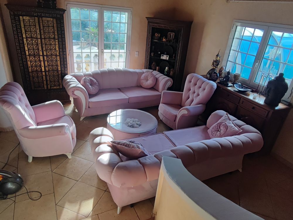 Salon complet 1500 Le Cannet-des-Maures (83)