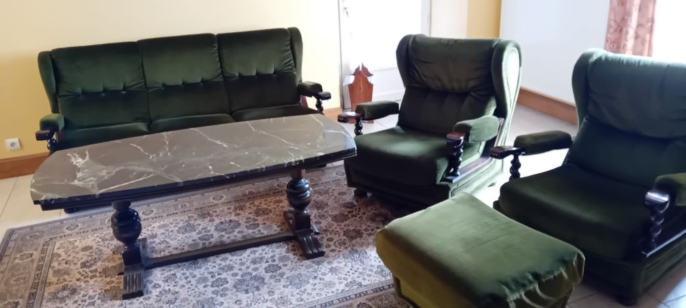 salon complets avec pouf et table 350 Aydoilles (88)