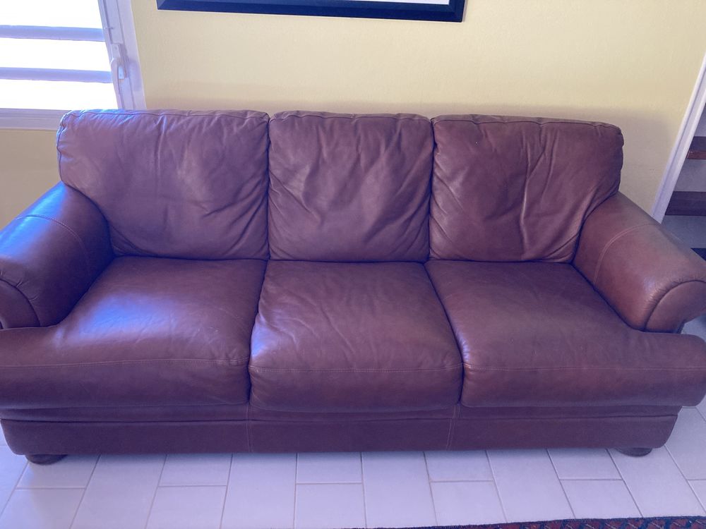 Salon en cuir marron (canap� + 2 fauteuils relax) 600 Saint-Martin (97)