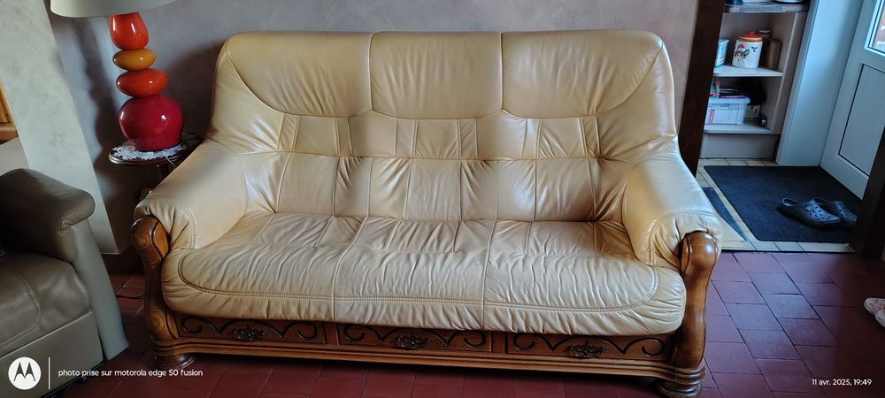 Salon cuir et ossature ch�ne 450 Beugnies (59)