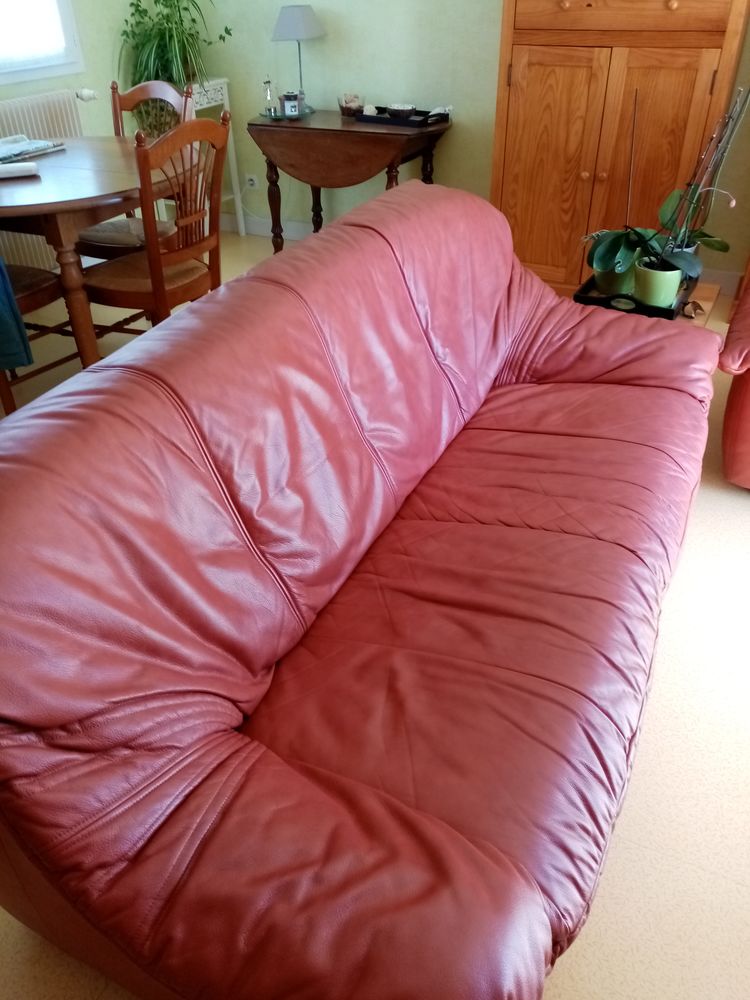Salon en cuir rouge fonc� 160 Saint-Pierre-des-Corps (37)