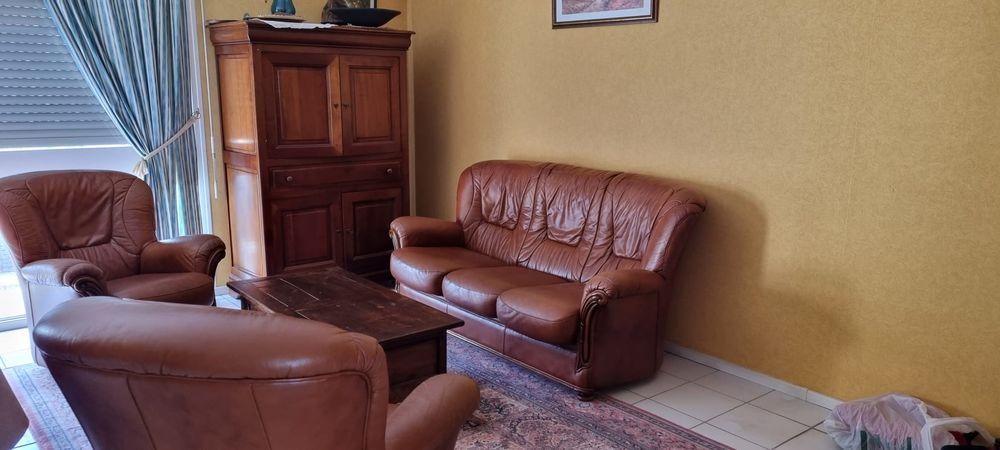 Salon en cuir (vachette) 300 Melun (77)