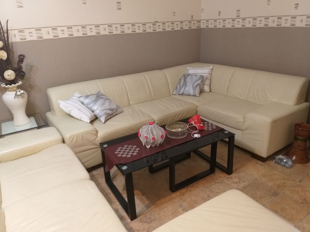 Salon en cuir 300 La Verpilli�re (38)