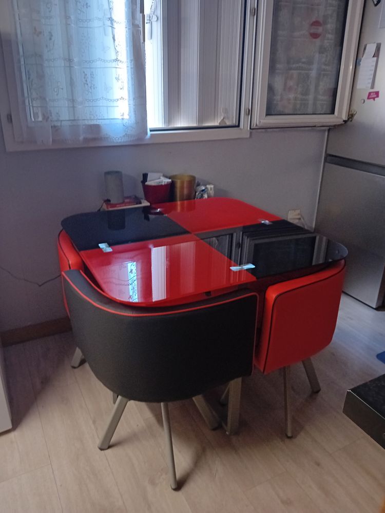 Salon de cuisine jamai servi facture  juillet 2025 130 Toulouse (31)