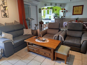 salon deux places avec deux fauteuils 800 Couches (71)