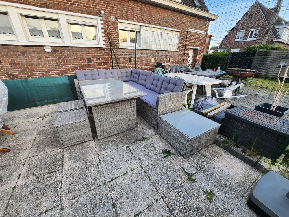 Salon de jardin en r�sine tress�e gris 700 Wattrelos (59)