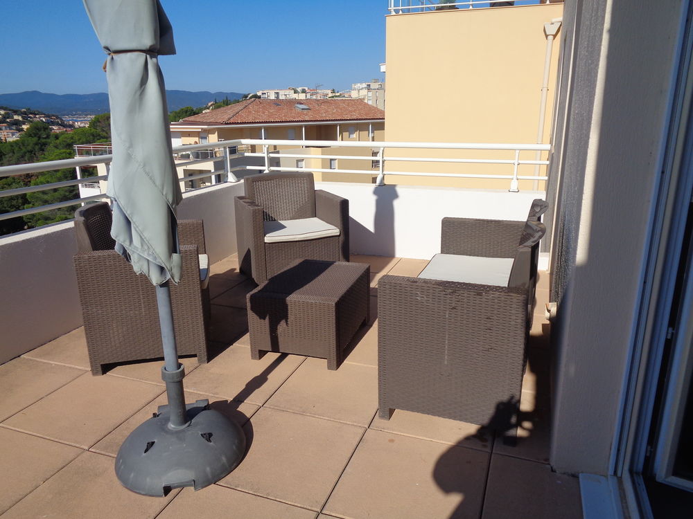 Salon de jardin en r�sine tress�e 70 Saint-Rapha�l (83)