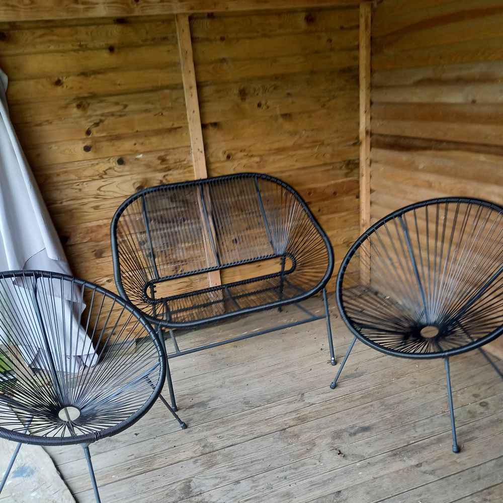 SALON DE JARDIN 120 Pleudihen-sur-Rance (22)