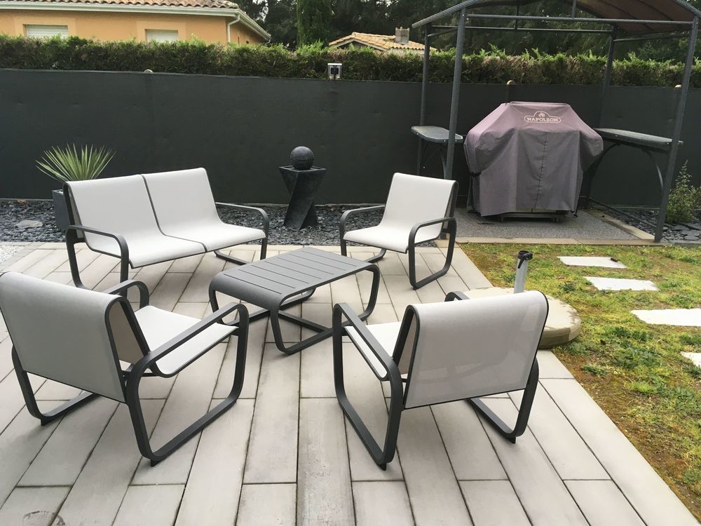 Salon de jardin 500 Saint-Denis-de-Pile (33)