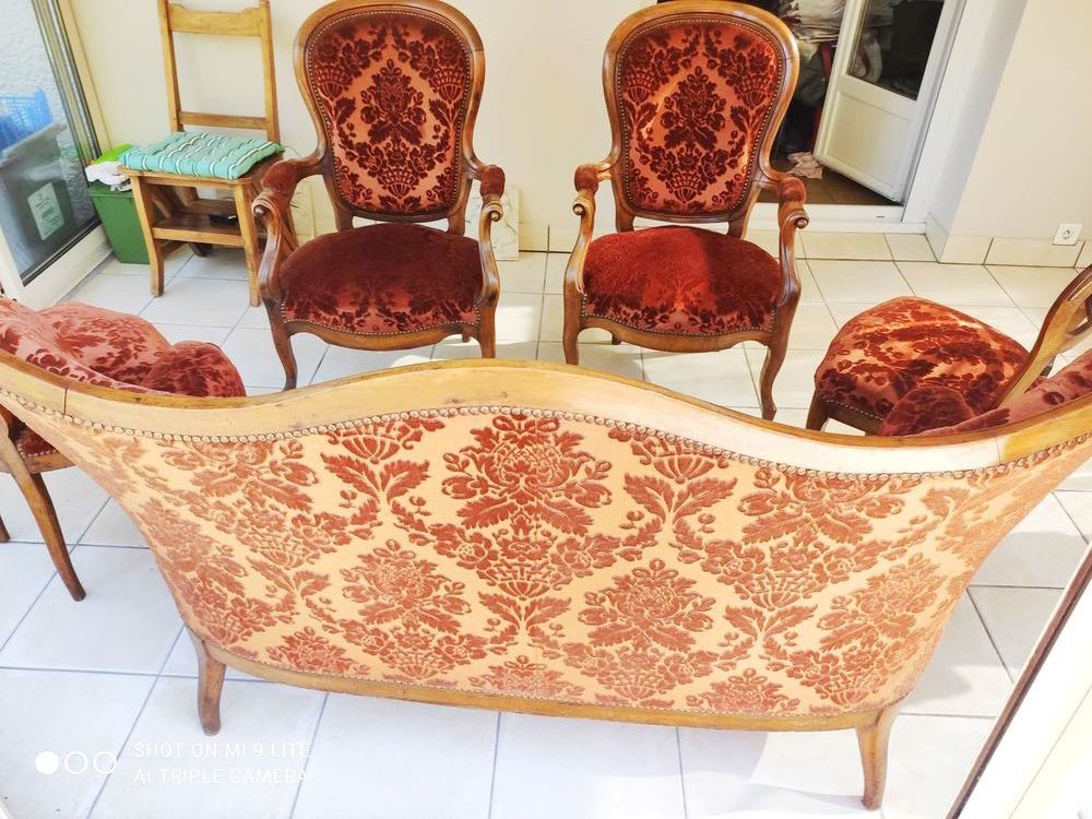 Salon Louis Philippe 2100 Tarbes (65)