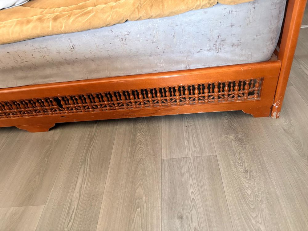 Salon marocain 150 Romainville (93)