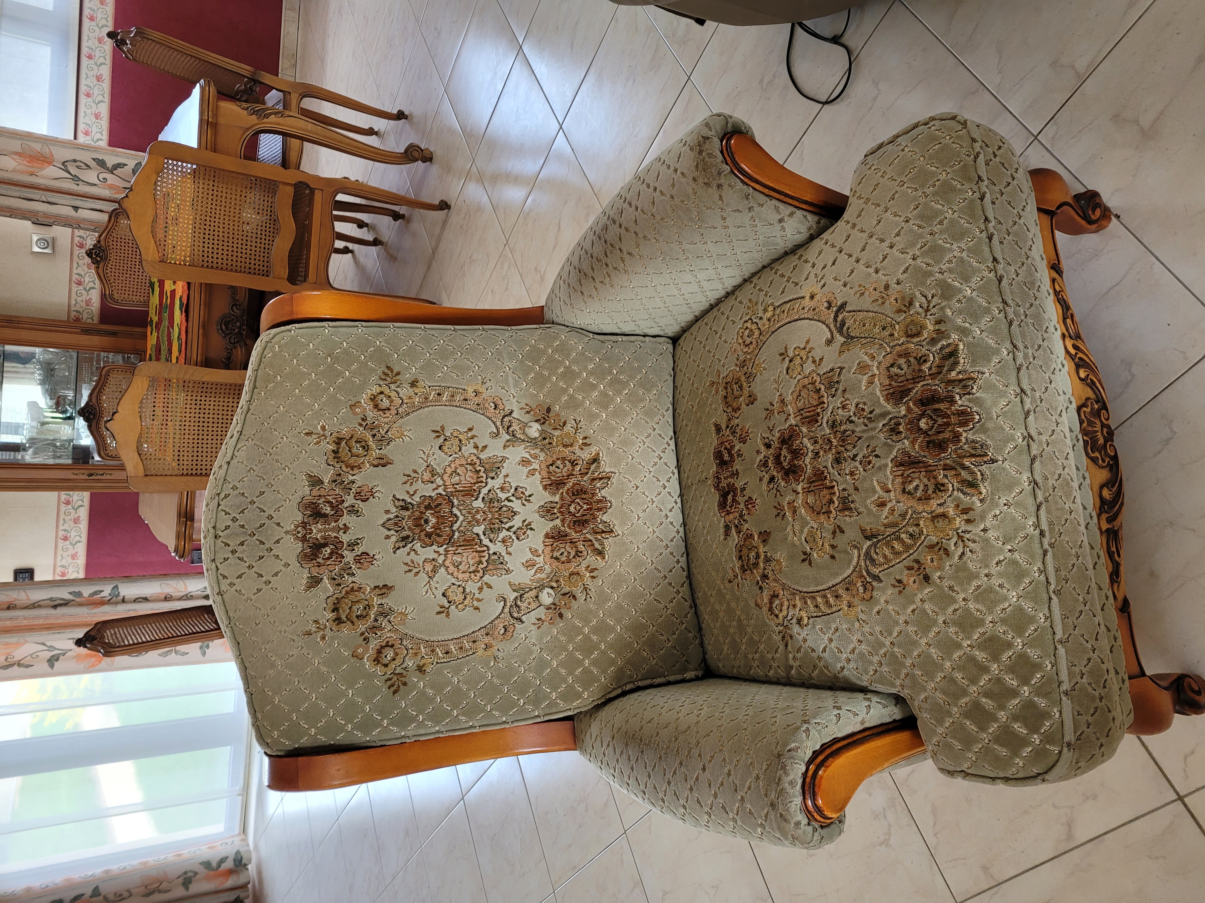 salon merisier 180 Billy-le-Grand (51)