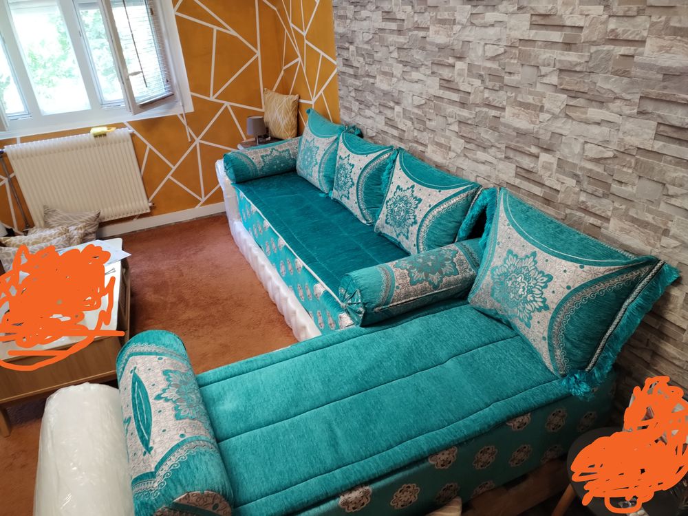 Salon oriental blanc matelasse 200 X 150 + COFFRE 500 Saint-Priest-en-Jarez (42)